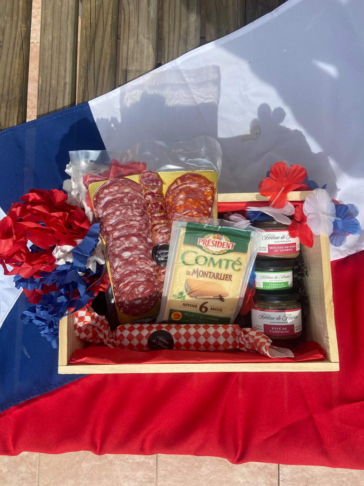 Caja Especial Picoteo Dieciochero